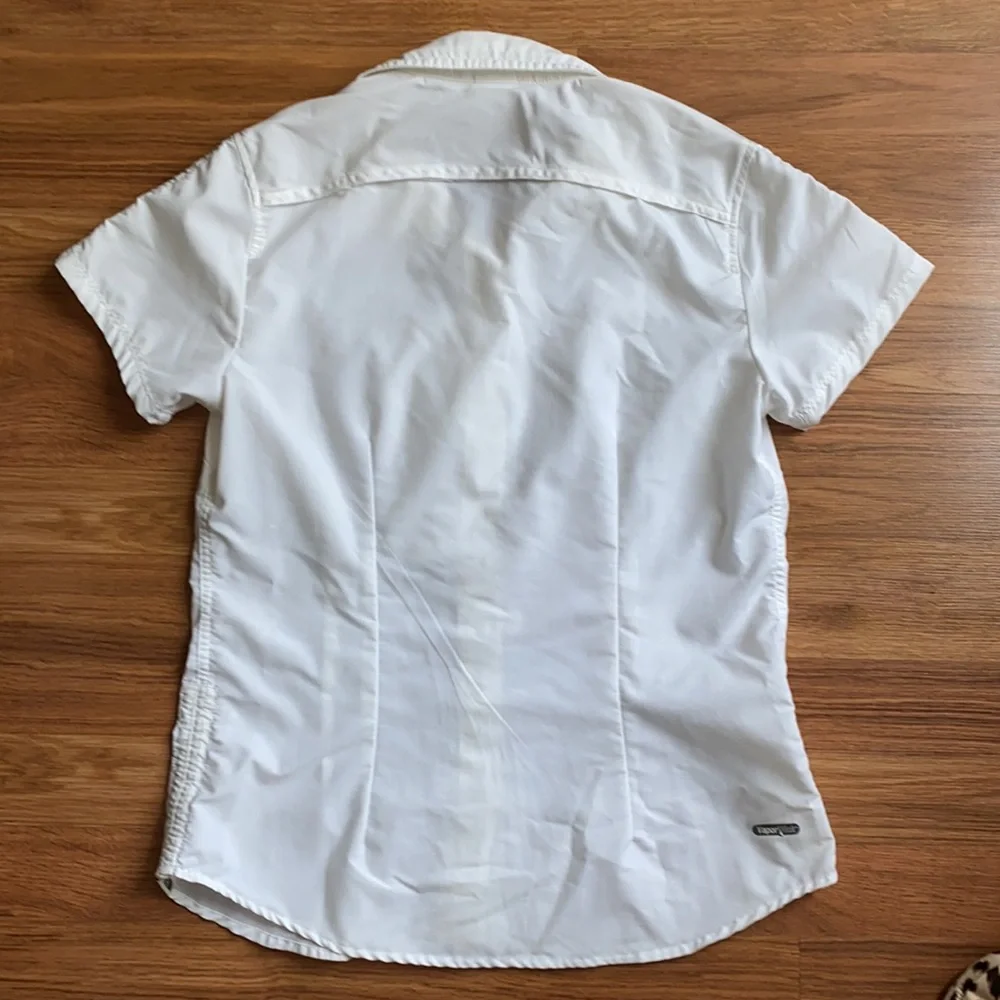The North Face Vapor Wick ivory button down shirt - Picture 7 of 8